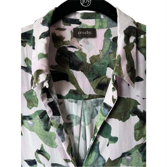 Crosby Women’s Pink Green Rayon Long Sleeve Collared Shirt V Neck Button Down - Picture 7 of 13